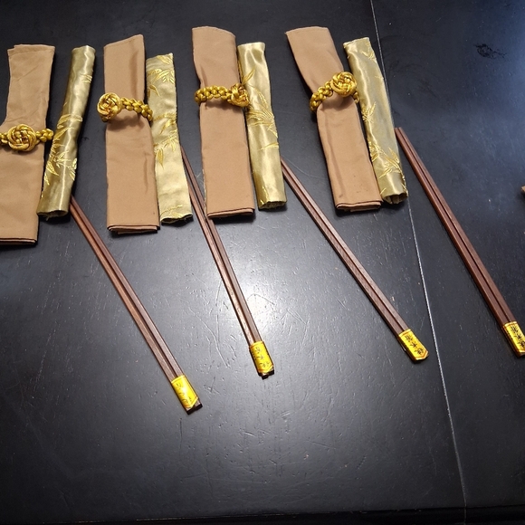 Asian Night 4 Piece Setting - Picture 6 of 7